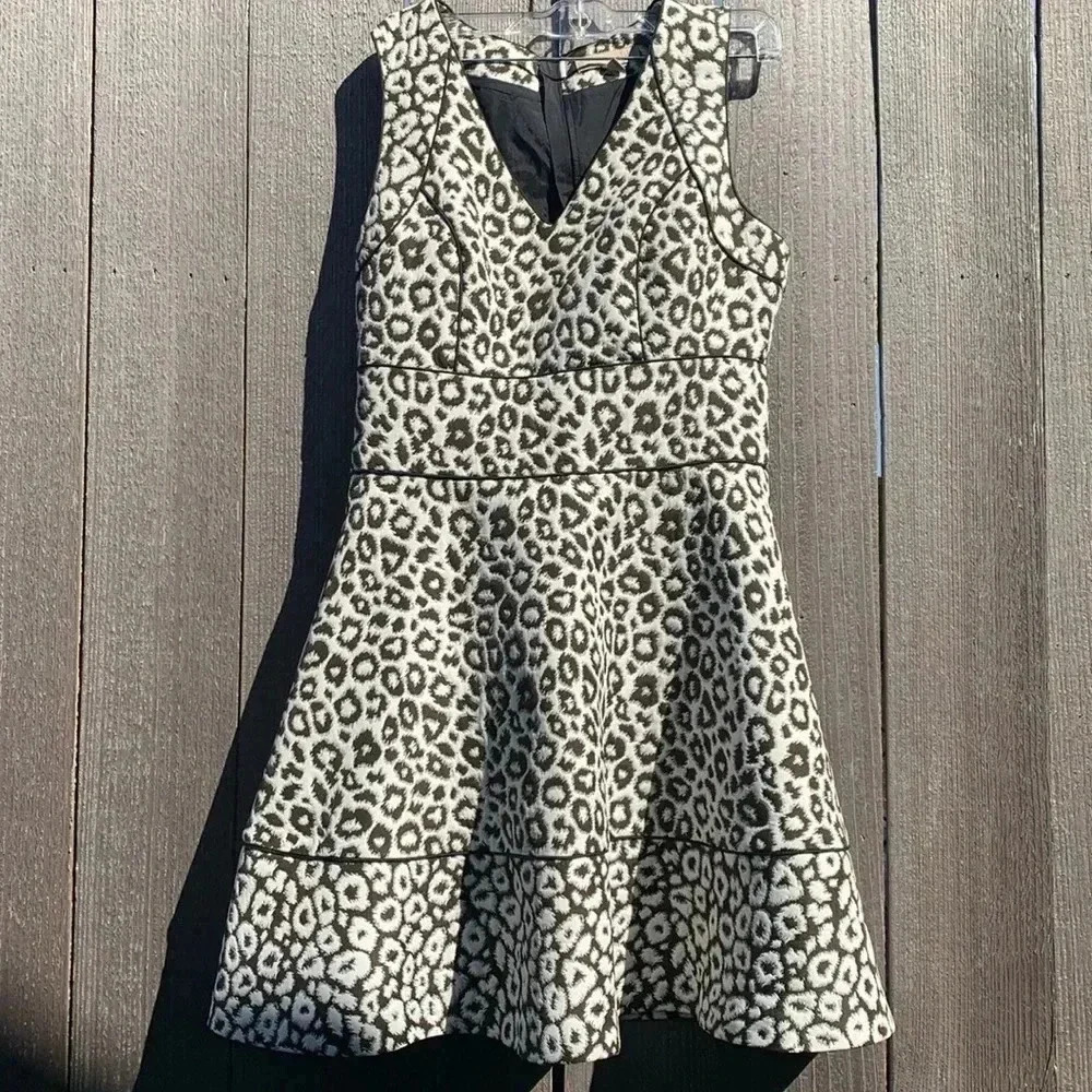 BANANA REPUBLIC Women’s Dress, Excellent Condition.